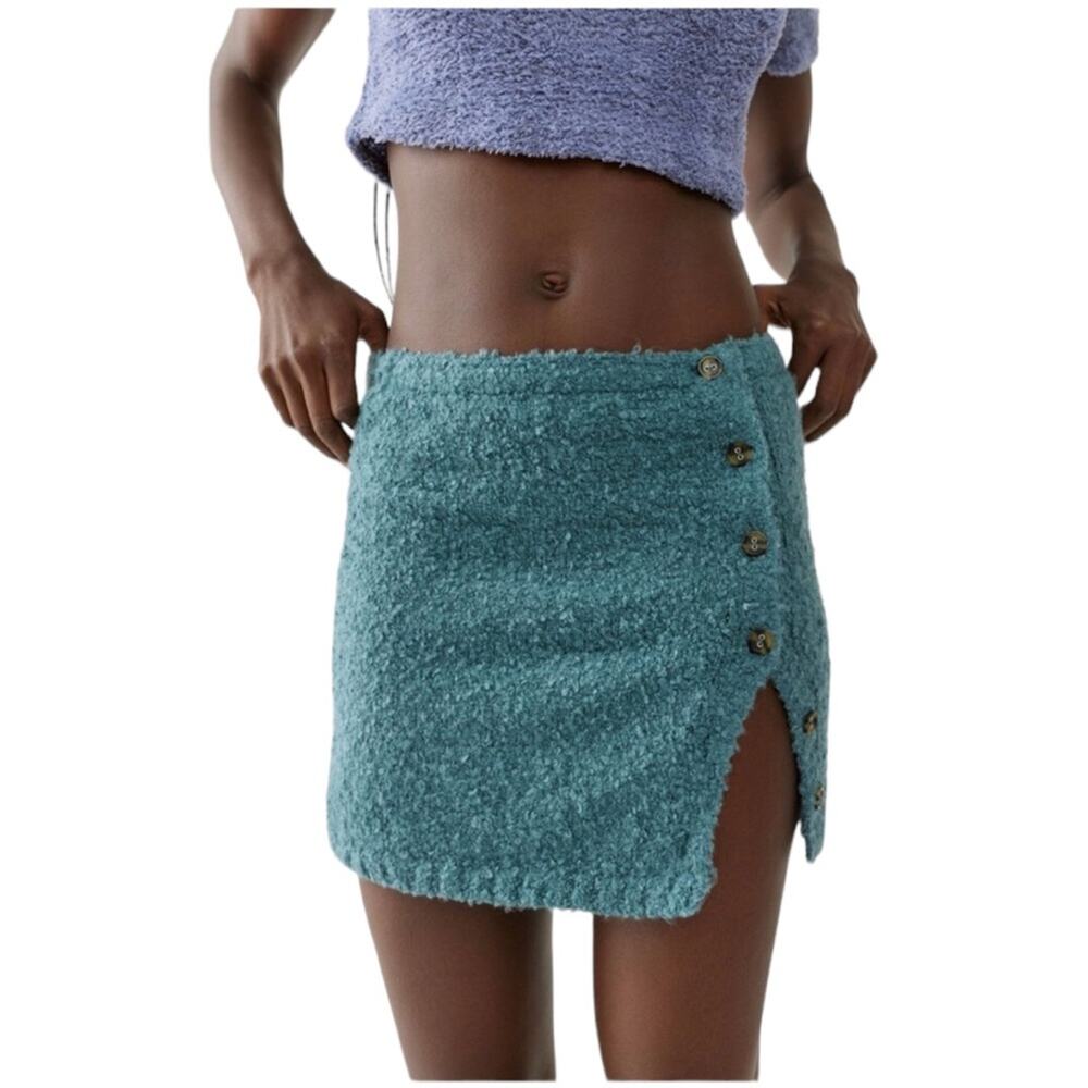 Urban Outfitters Aster Fuzzy Knit Mini Skirt in Blue Gray Medium EUC